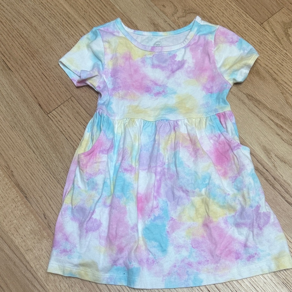 Girls' Bundle 2T Dresses & Fleece - Picture 6 of 9